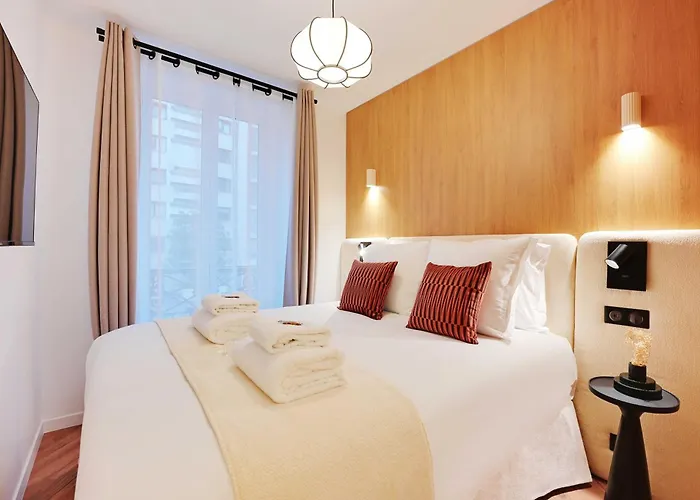 Daire Serene - 2br 6p - Grenelle - Tour Eiffel *